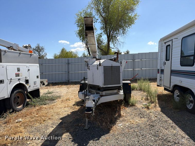 image for item YA4590 2017 Altec DC1317 wood chipper