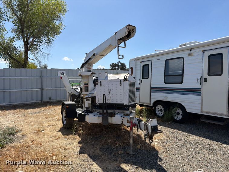 image for item YA4590 2017 Altec DC1317 wood chipper