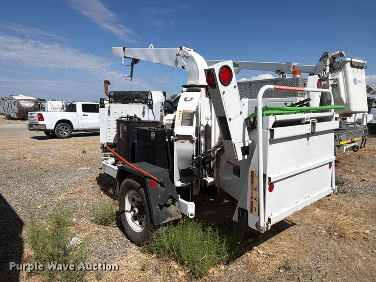 image for item YA4590 2017 Altec DC1317 wood chipper