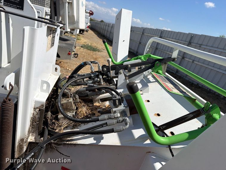 image for item YA4590 2017 Altec DC1317 wood chipper