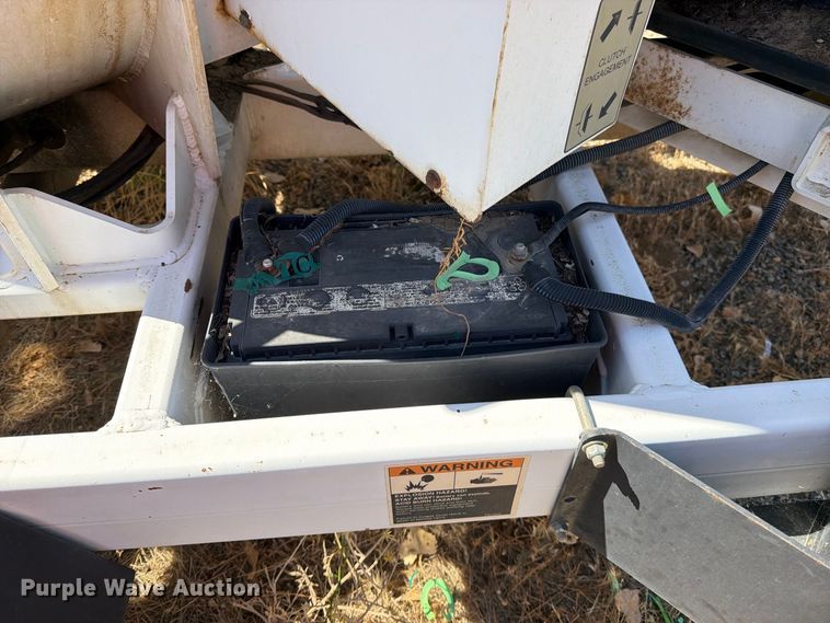 image for item YA4590 2017 Altec DC1317 wood chipper