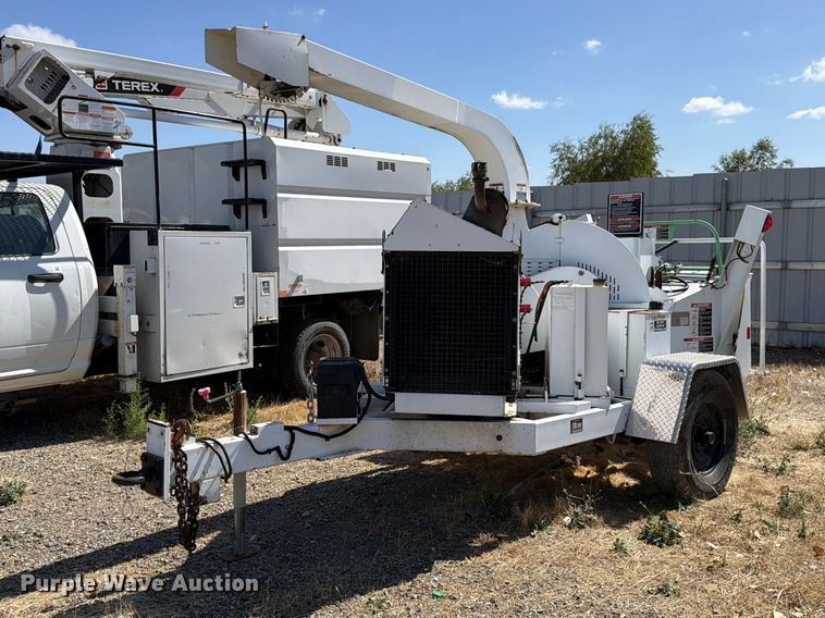 image for item YA4592 2008 Altec DC 1217 wood chipper