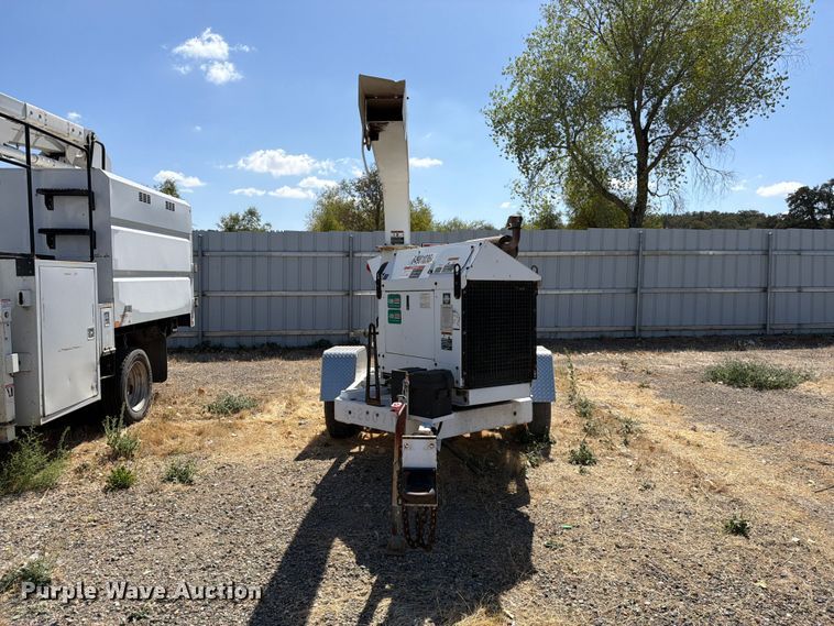 image for item YA4592 2008 Altec DC 1217 wood chipper