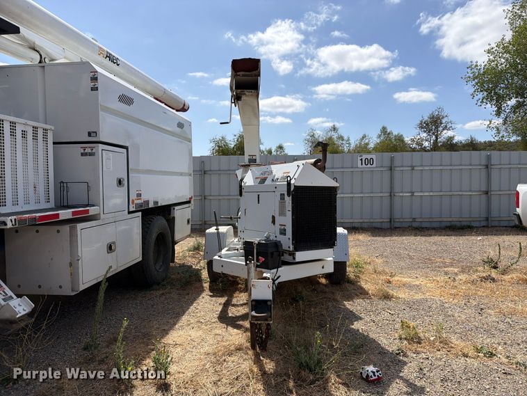 image for item YA4593 2008 Altec DC1217 wood chipper