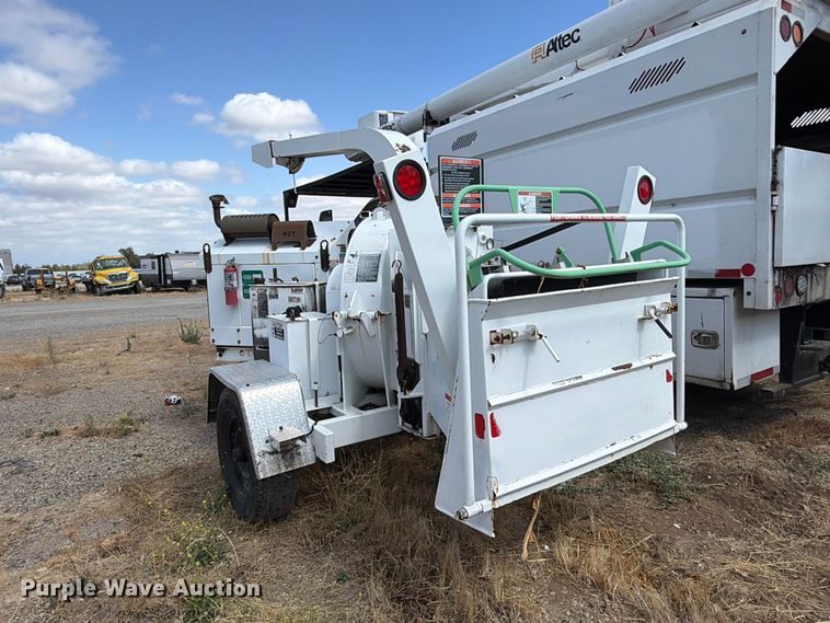 image for item YA4593 2008 Altec DC1217 wood chipper