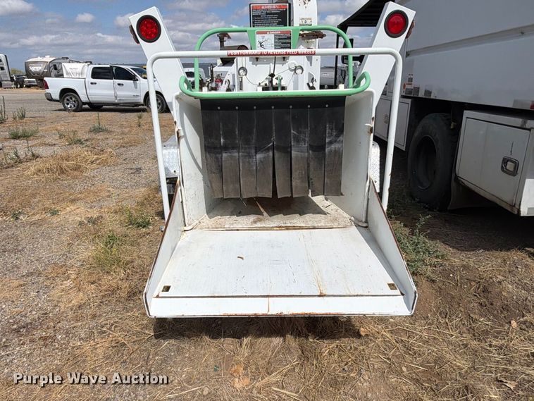 image for item YA4593 2008 Altec DC1217 wood chipper