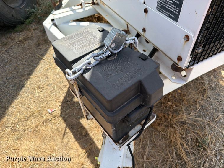 image for item YA4593 2008 Altec DC1217 wood chipper