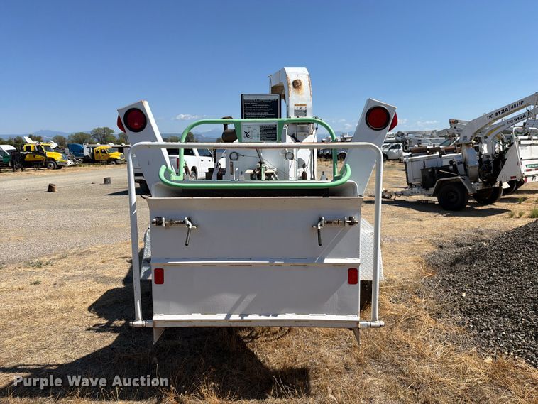 image for item YA4594 2008 Altec DC1217 wood chipper