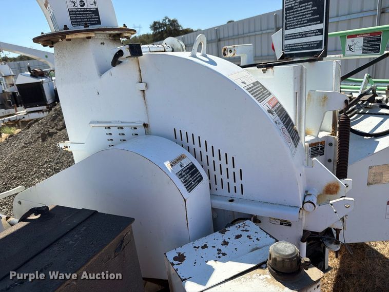 image for item YA4594 2008 Altec DC1217 wood chipper
