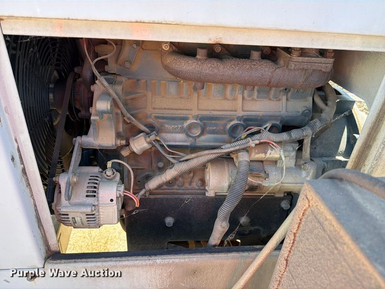 image for item YA4594 2008 Altec DC1217 wood chipper