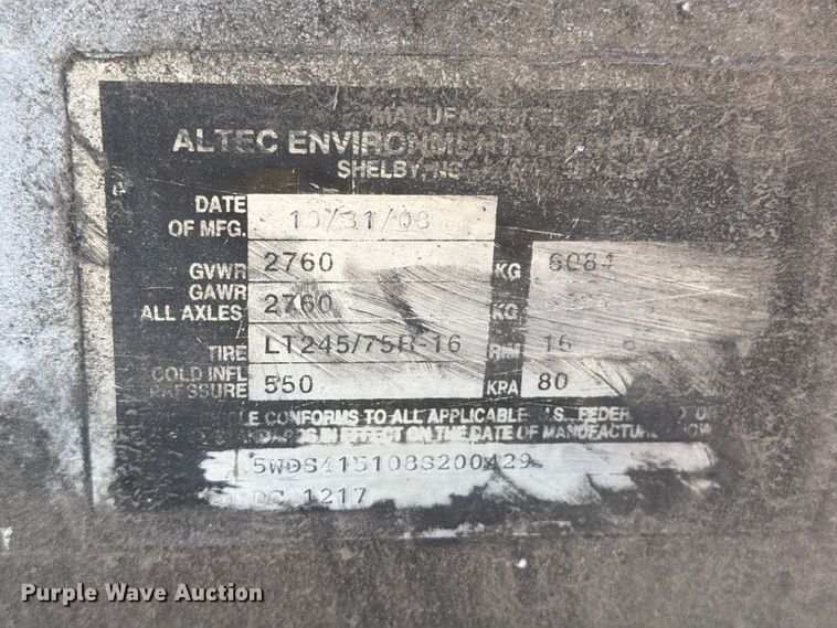 image for item YA4594 2008 Altec DC1217 wood chipper