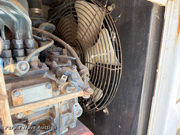 image for item YA4596 2009 Altec DC-912A wood chipper