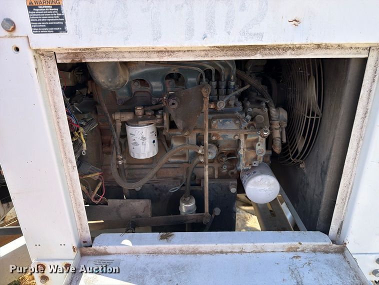 image for item YA4597 2011 Altec DC912A wood chipper