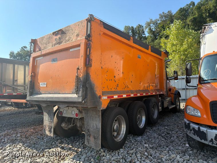 image for item YA4708 2020 Kenworth T880 dump truck