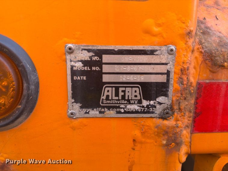 image for item YA4708 2020 Kenworth T880 dump truck