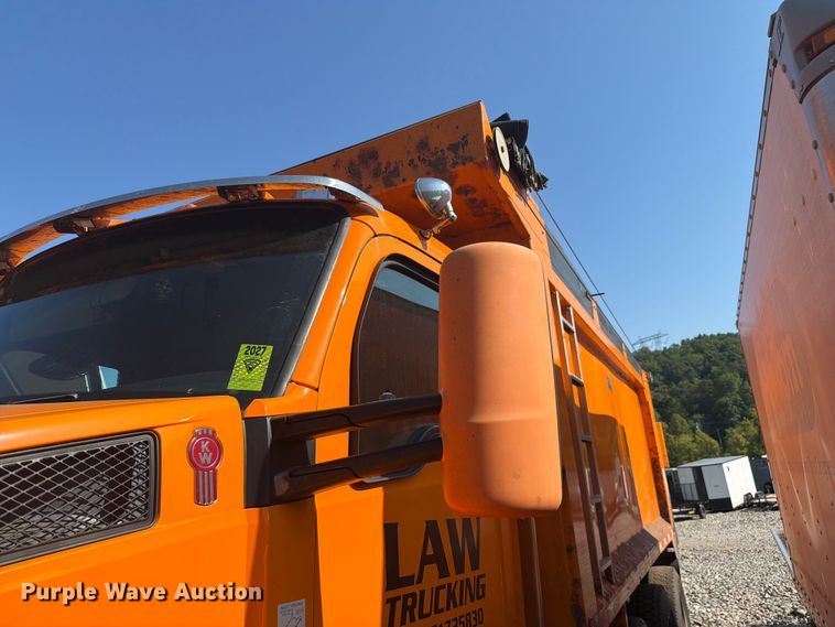image for item YA4708 2020 Kenworth T880 dump truck
