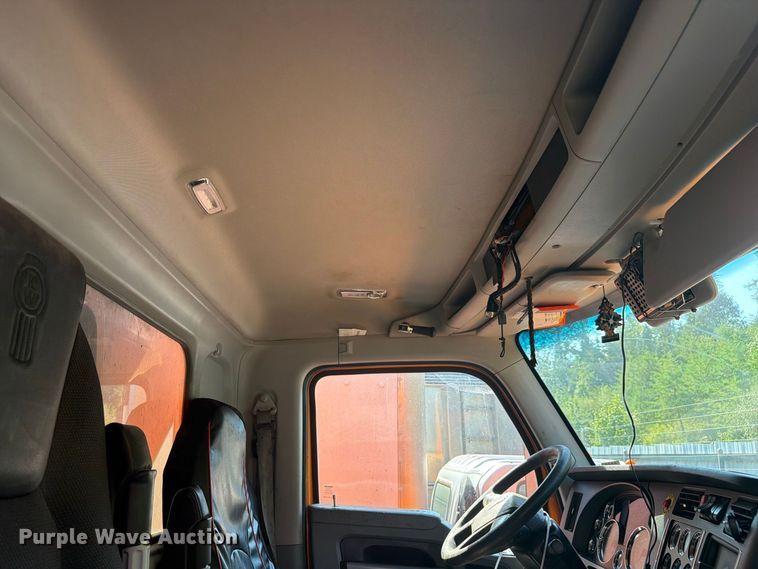 image for item YA4708 2020 Kenworth T880 dump truck