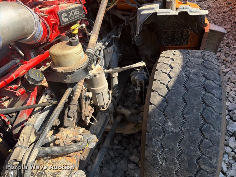 image for item YA4708 2020 Kenworth T880 dump truck