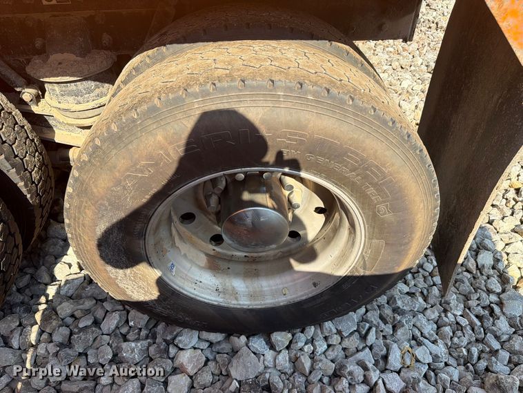 image for item YA4708 2020 Kenworth T880 dump truck
