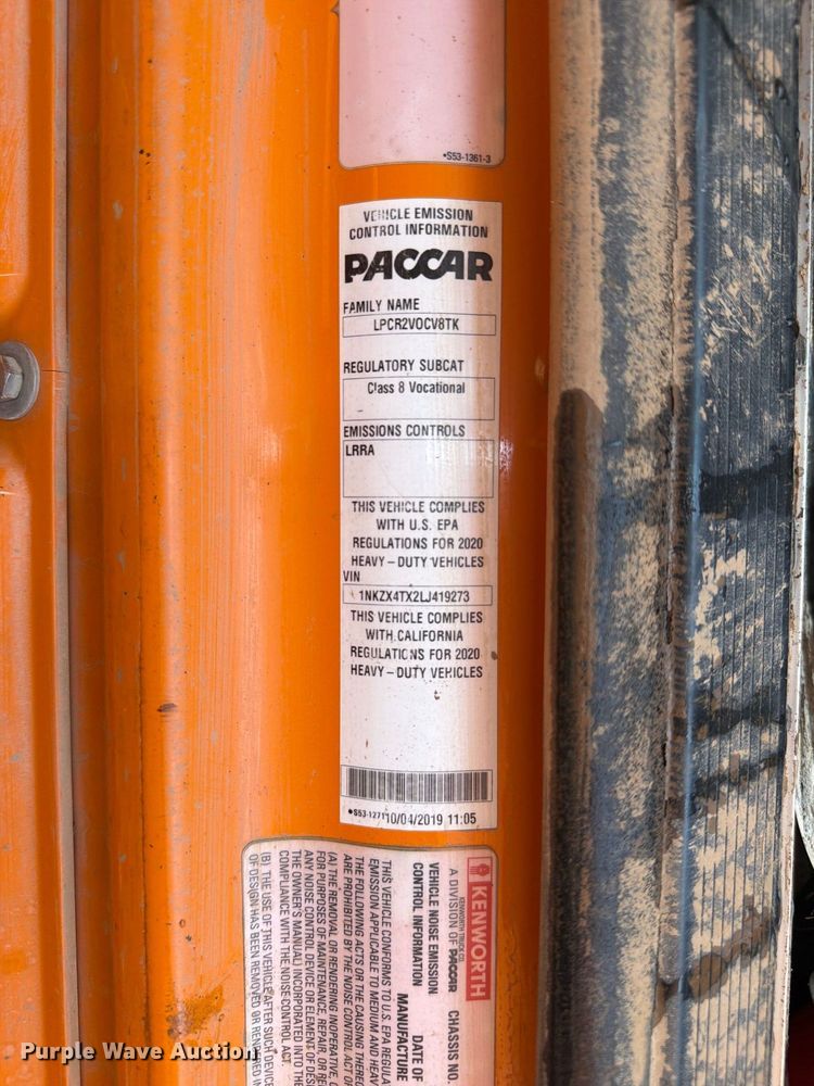 image for item YA4708 2020 Kenworth T880 dump truck