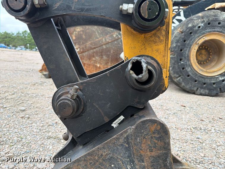 image for item YA4722 2022 Sany SY60C mini excavator