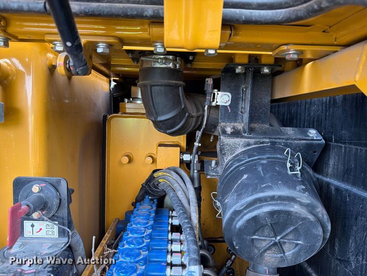 image for item YA4722 2022 Sany SY60C mini excavator
