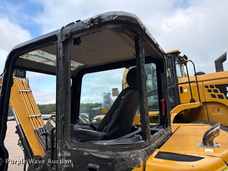 image for item YA4722 2022 Sany SY60C mini excavator