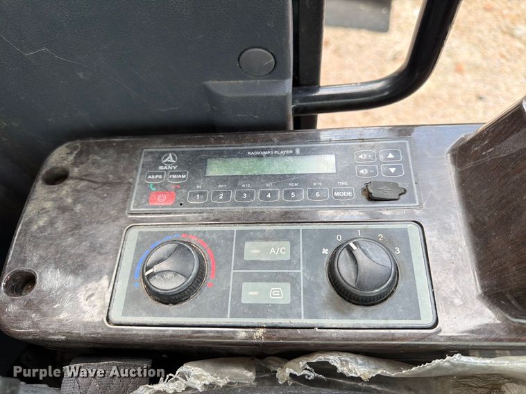 image for item YA4722 2022 Sany SY60C mini excavator