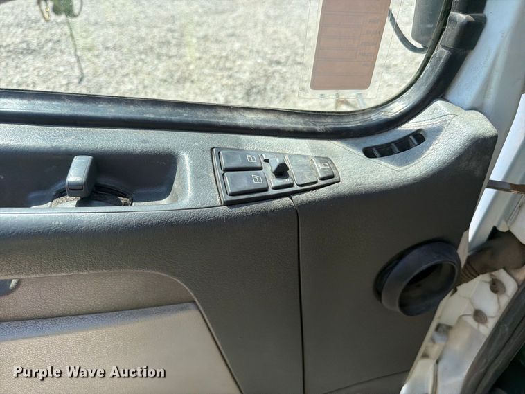 image for item YA4723 2006 Volvo VHD dump truck