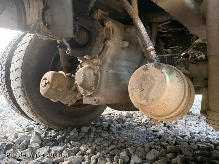 image for item YA4723 2006 Volvo VHD dump truck