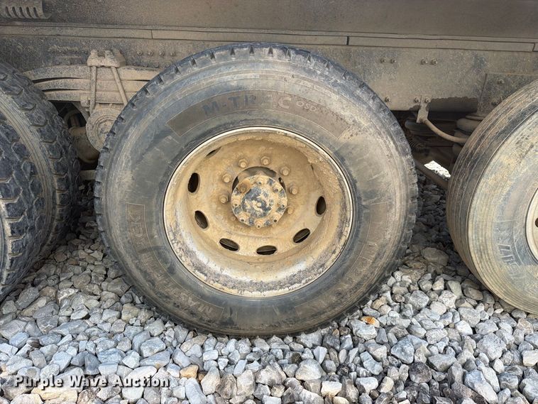 image for item YA4723 2006 Volvo VHD dump truck