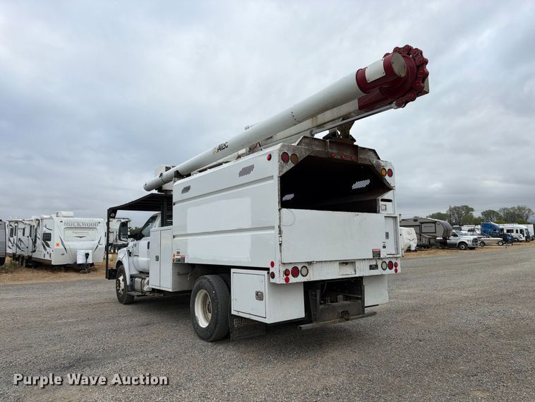 image for item YA4734 2016 Ford F750 Super Duty forestry bucket truck