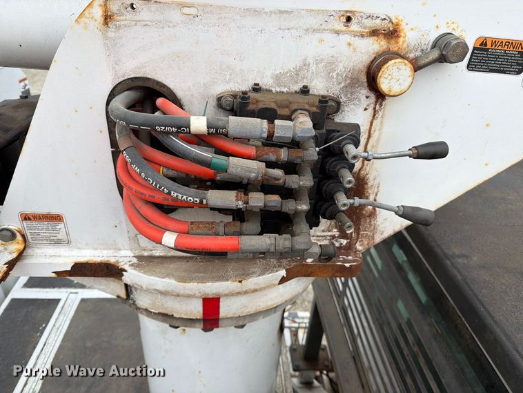 image for item YA4734 2016 Ford F750 Super Duty forestry bucket truck