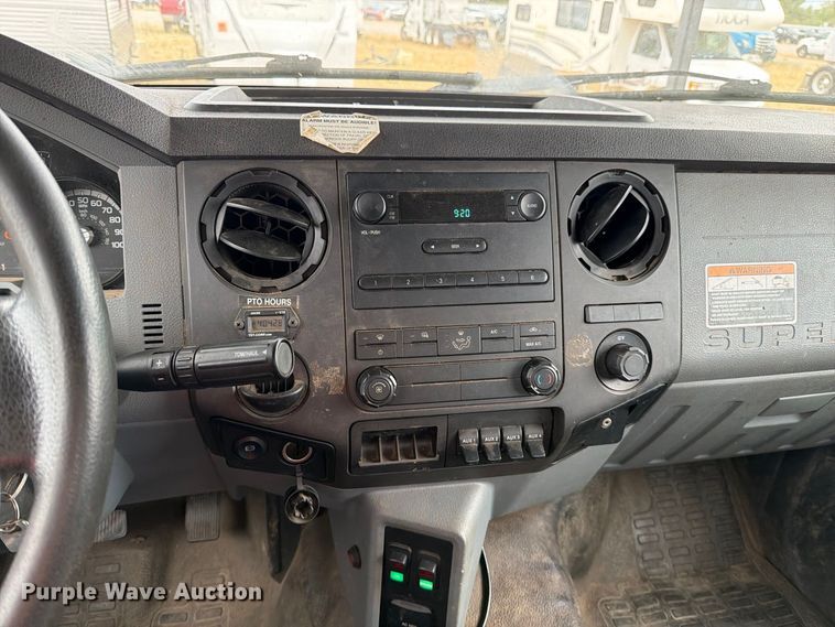 image for item YA4734 2016 Ford F750 Super Duty forestry bucket truck