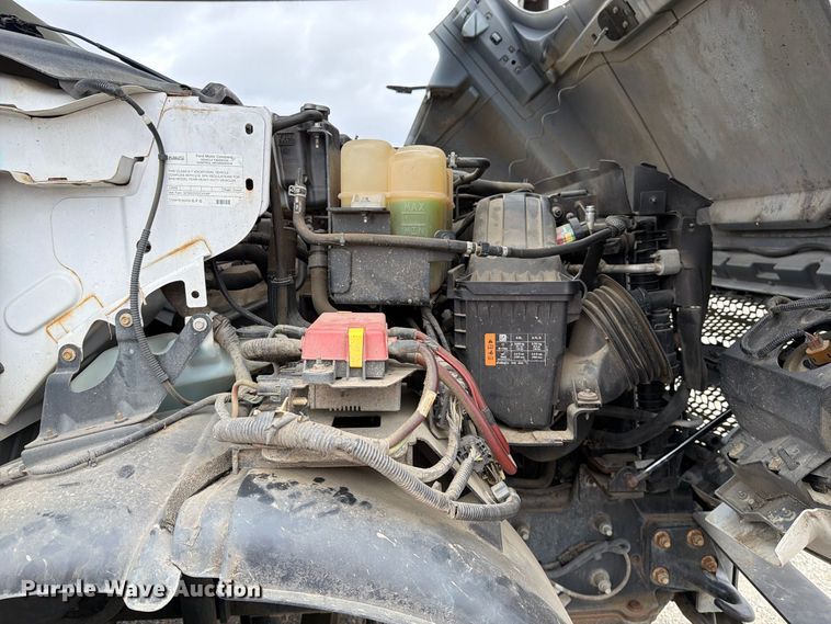 image for item YA4734 2016 Ford F750 Super Duty forestry bucket truck