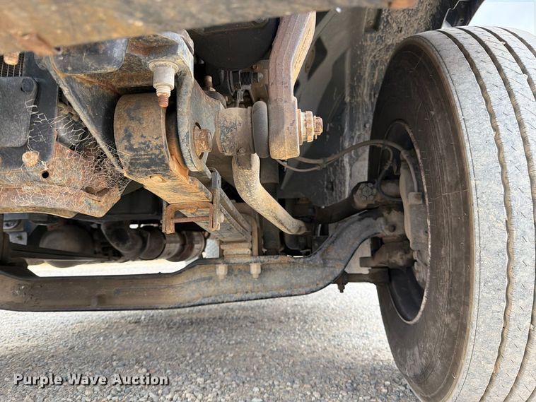 image for item YA4734 2016 Ford F750 Super Duty forestry bucket truck
