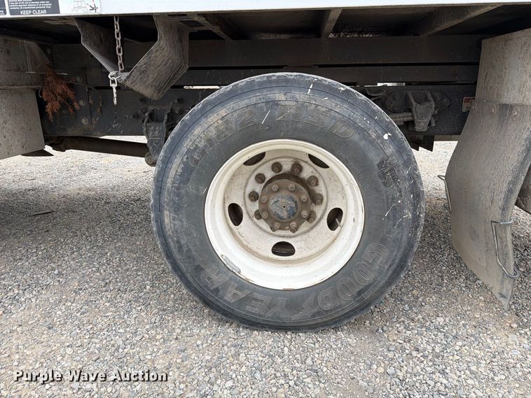 image for item YA4734 2016 Ford F750 Super Duty forestry bucket truck