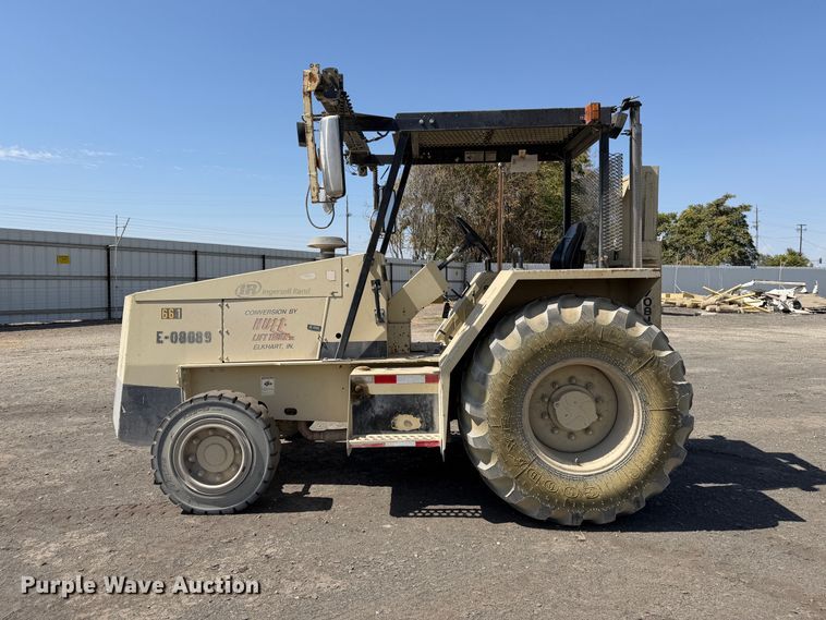 image for item YA4741 2008 Ingersoll T608J2 tow tractor