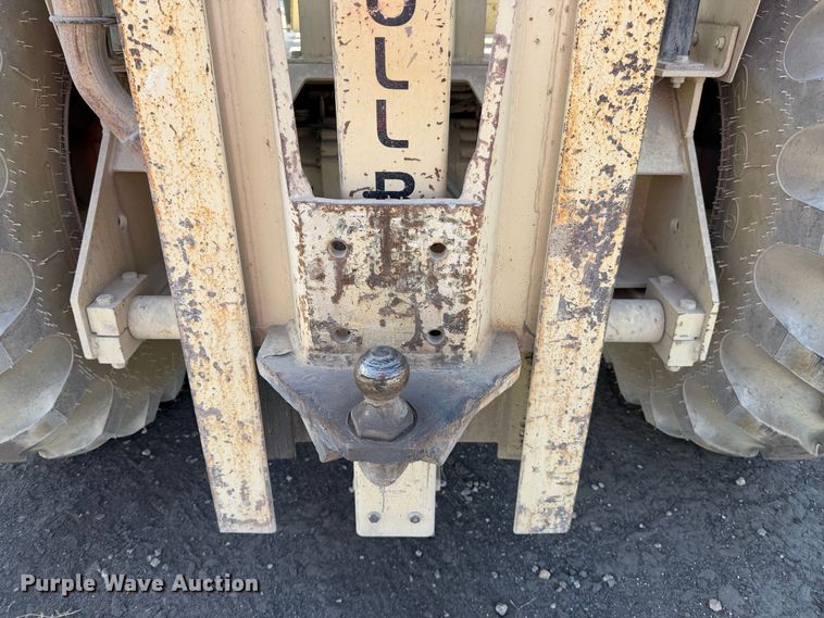 image for item YA4741 2008 Ingersoll T608J2 tow tractor