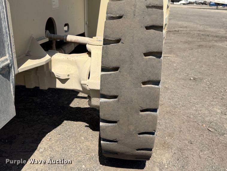 image for item YA4741 2008 Ingersoll T608J2 tow tractor