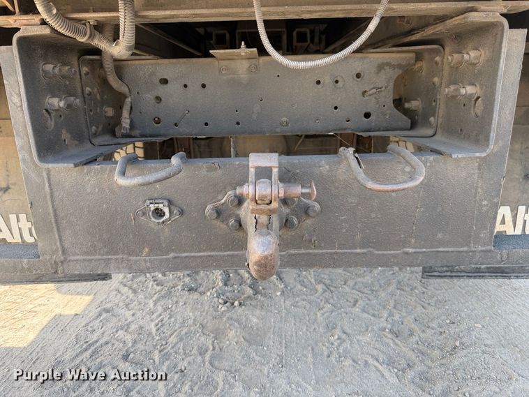 image for item YA4767 2006 GMC C7 forestry bucket truck