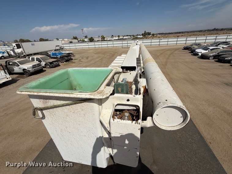 image for item YA4767 2006 GMC C7 forestry bucket truck