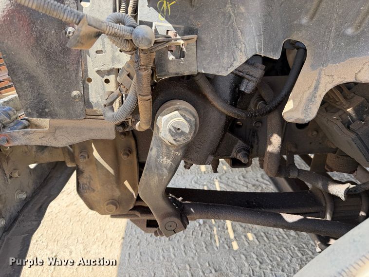 image for item YA4767 2006 GMC C7 forestry bucket truck