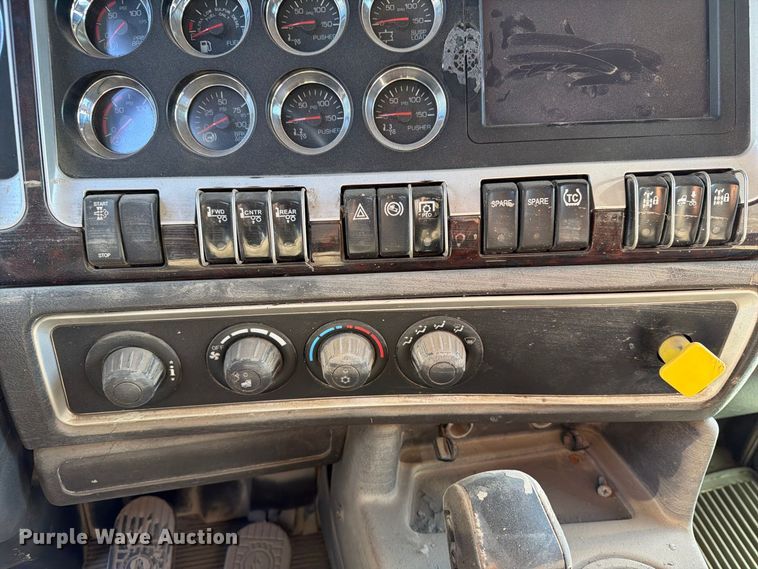 image for item YA4839 2021 Kenworth W900 dump truck