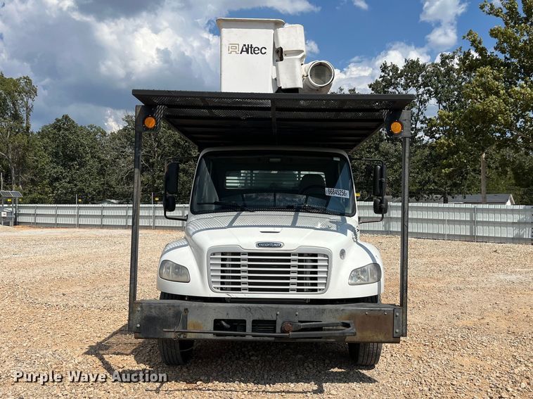 image for item YA4858 2016 Freightliner Business Class M2 forestry bucket truck