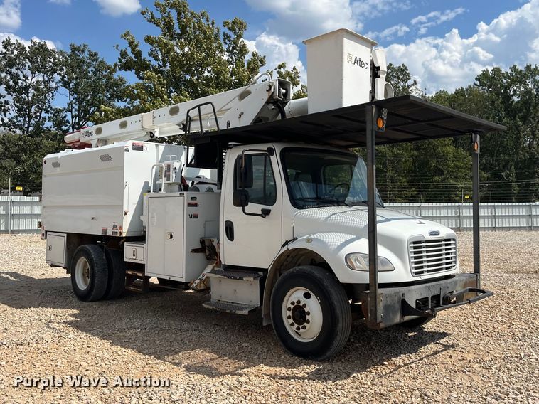 image for item YA4858 2016 Freightliner Business Class M2 forestry bucket truck