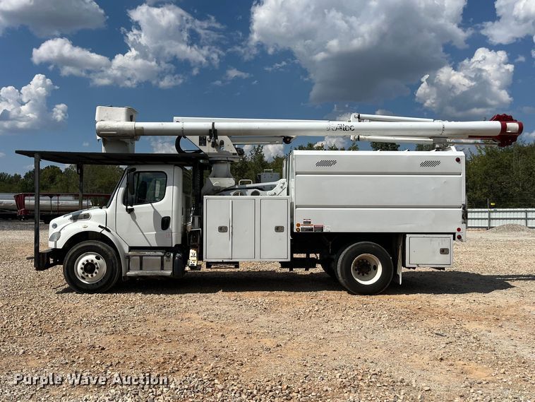 image for item YA4858 2016 Freightliner Business Class M2 forestry bucket truck