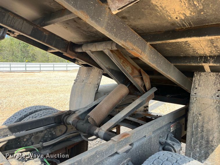 image for item YA4858 2016 Freightliner Business Class M2 forestry bucket truck
