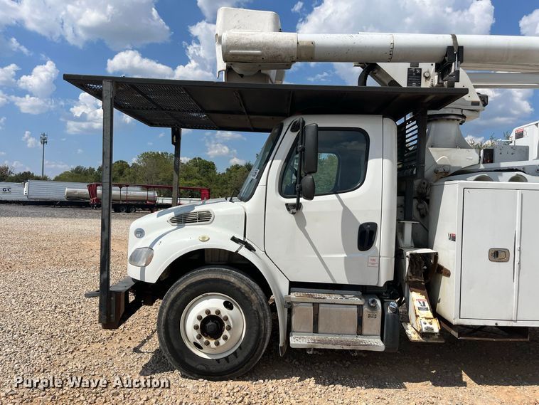 image for item YA4858 2016 Freightliner Business Class M2 forestry bucket truck