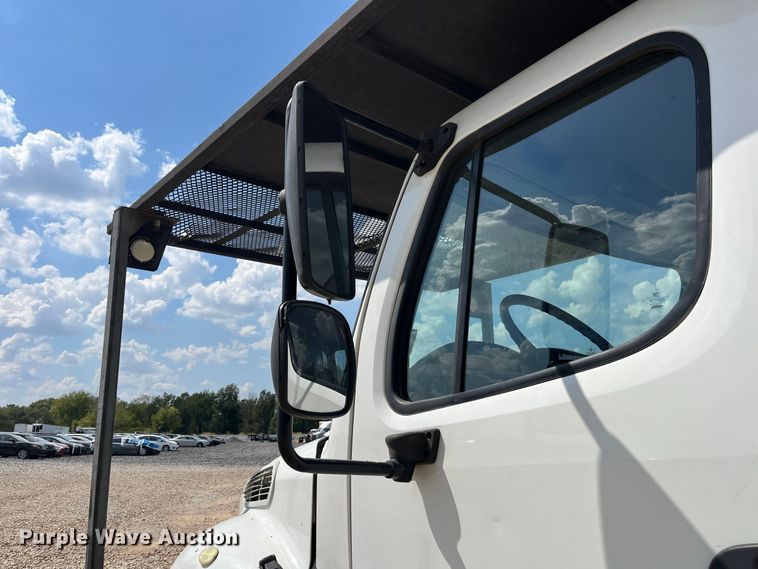 image for item YA4858 2016 Freightliner Business Class M2 forestry bucket truck